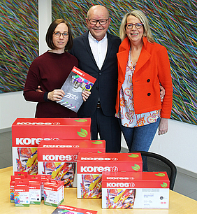 Sichtlich zufrieden mit dem neuen Kores-Markenauftritt