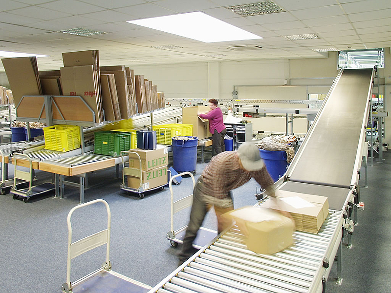 Logistik bei softcarrier softcarrier Distribution für Online